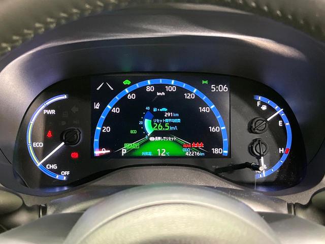 ヤリスクロス ハイブリッドＺ　純正８型ナビ　全周囲カメラ　ヘッドアップディスプレイ　ブラインドスポットモニター　ステアリングヒーター　シートヒーター　パワーシート　ハーフレザーシート　ドライブレコーダー　ＥＴＣ（24枚目）