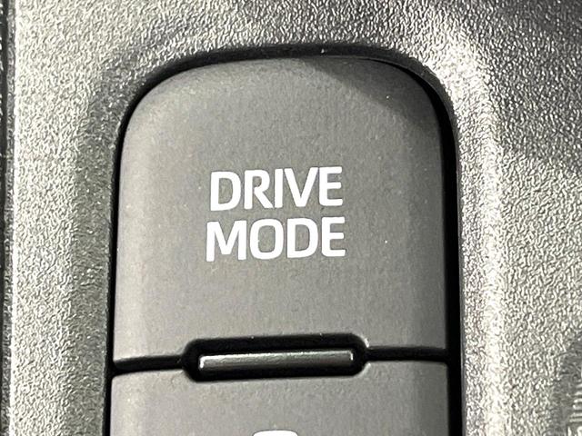 ヤリスクロス ハイブリッドＺ　純正８型ナビ　全周囲カメラ　ヘッドアップディスプレイ　ブラインドスポットモニター　ステアリングヒーター　シートヒーター　パワーシート　ハーフレザーシート　ドライブレコーダー　ＥＴＣ（56枚目）