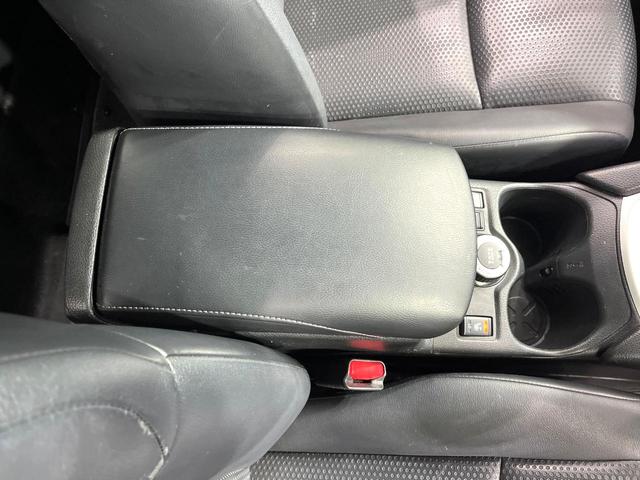 エクストレイル ２０Ｘ　エマージェンシーブレーキパッケージ　４ＷＤ　純正ナビ　バックカメラ　衝突軽減システム　シートヒーター　ＬＥＤヘッドランプ　スマートキー　ＥＴＣ　アイドリングストップ　純正１７インチアルミ　オートエアコン　オートライト（34枚目）