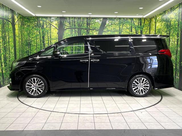 アルファード ２．５Ｓ　Ｃパッケージ　純正９型ナビ　パノラミックビューモニター　ＪＢＬサウンド　フリップダウンモニター　両側電動スライドドア　レーダークルーズコントロール　パワーバックドア　パワーシート　電動パーキングブレーキ　禁煙車（71枚目）