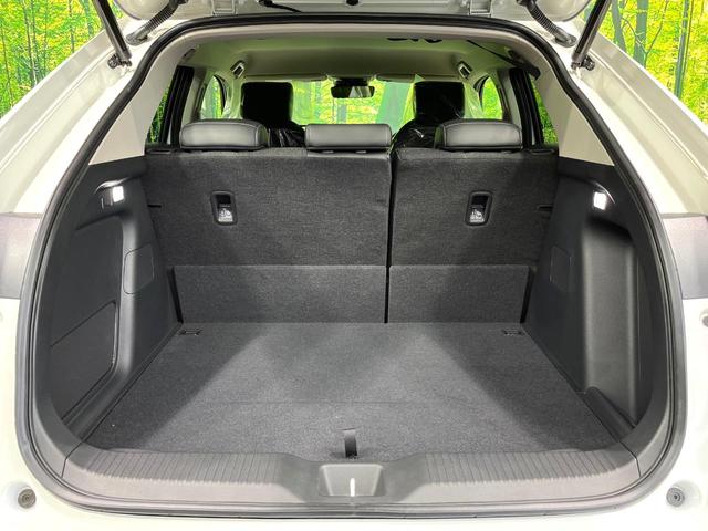 ヴェゼル ｅ：ＨＥＶ　Ｚ　登録済未使用車　ホンダセンシング　純正９型ナビ　マルチビューカメラシステム　ブラインドスポットモニター　パワーバックドア　前席シートヒーター　ハンドルヒーター　電動パーキングブレーキ（10枚目）