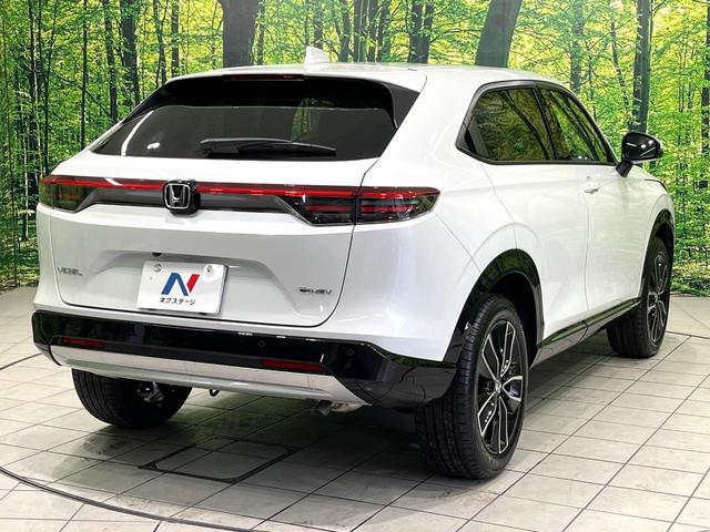 ヴェゼル ｅ：ＨＥＶ　Ｚ　登録済未使用車　ホンダセンシング　純正９型ナビ　マルチビューカメラシステム　ブラインドスポットモニター　パワーバックドア　前席シートヒーター　ハンドルヒーター　電動パーキングブレーキ（17枚目）