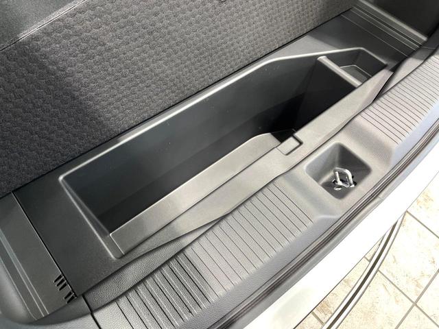 ヴェゼル ｅ：ＨＥＶ　Ｚ　登録済未使用車　ホンダセンシング　純正９型ナビ　マルチビューカメラシステム　ブラインドスポットモニター　パワーバックドア　前席シートヒーター　ハンドルヒーター　電動パーキングブレーキ（73枚目）