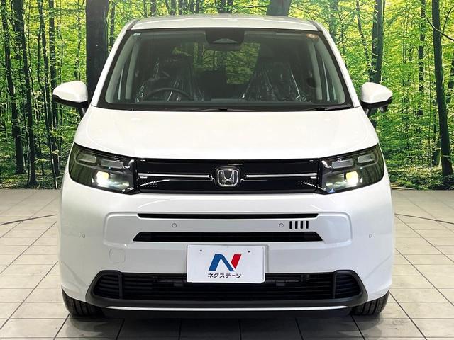 フリード エアー　ＥＸ　登録済未使用車　ホンダセンシング　ブラインドスポットモニター　両側電動スライドドア　アダプティブクルーズコントロール　前席シートヒーター　ＬＥＤヘッドランプ　ハーフレザーシート　純正１５インチアルミ（15枚目）