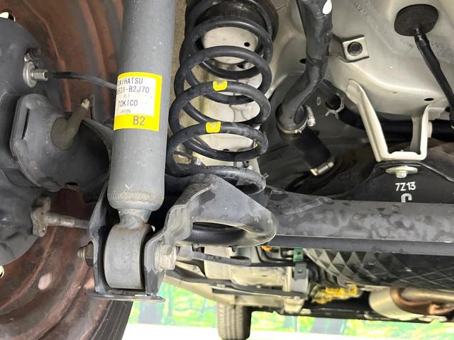 ムーヴキャンバス Ｇメイクアップ　ＳＡＩＩＩ　純正ナビ　パノラミックビューモニター　両側電動スライドドア　スマートアシスト　ＬＥＤヘッドランプ　スマートキー　ＥＴＣ　ドライブレコーダー　Ｂｌｕｅｔｏｏｔｈ再生　オートエアコン　禁煙車（21枚目）