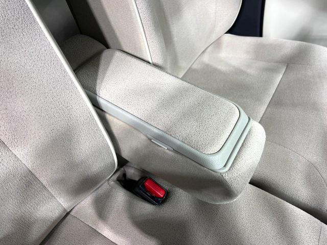 ムーヴキャンバス Ｇメイクアップ　ＳＡＩＩＩ　純正ナビ　パノラミックビューモニター　両側電動スライドドア　スマートアシスト　ＬＥＤヘッドランプ　スマートキー　ＥＴＣ　ドライブレコーダー　Ｂｌｕｅｔｏｏｔｈ再生　オートエアコン　禁煙車（38枚目）