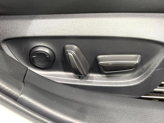 プリウス Ｚ　モデリスタエアロ　純正１２．３型ナビ　パノラミックビューモニター　ブラインドスポットモニター　シートベンチレーション　パワーバックドア　パワーシート　デジタルインナーミラー　ＥＴＣ２．０　禁煙車（37枚目）