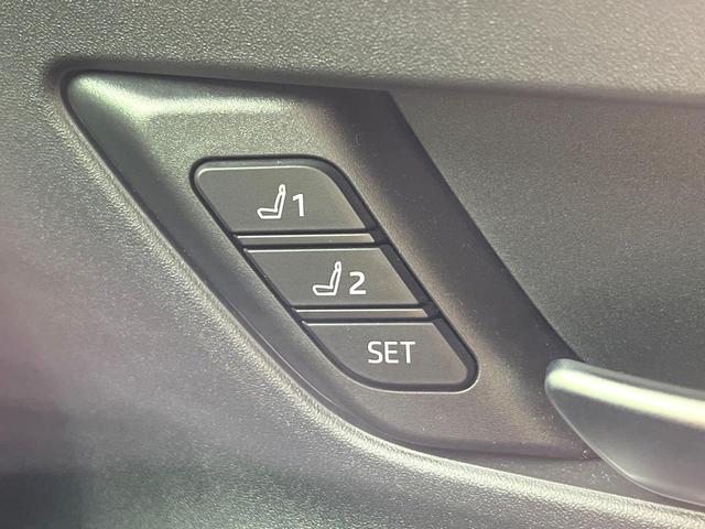 プリウス Ｚ　モデリスタエアロ　純正１２．３型ナビ　パノラミックビューモニター　ブラインドスポットモニター　シートベンチレーション　パワーバックドア　パワーシート　デジタルインナーミラー　ＥＴＣ２．０　禁煙車（63枚目）