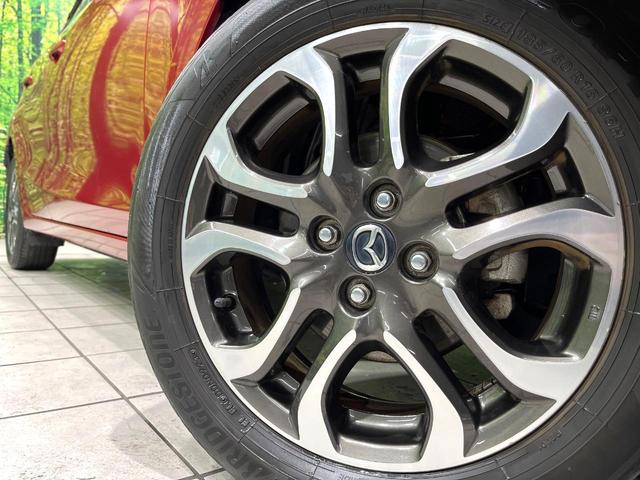 �y�����P�U�C���`�A���~�z�C�[���z�O�ςɃ}�b�`���������A���~�z�C�[���𑕒����Ă���܂��B�e��ЊO�A���~�z�C�[����A�X�^�b�h���X�^�C�����戵�����Ă���܂��B���񂲑��k����������