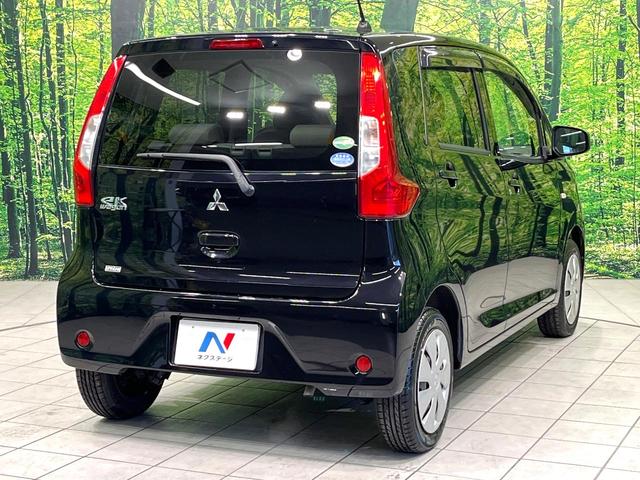 ｅＫワゴン Ｅ　ＳＤナビ　シートヒーター　キーレス　アームレスト　禁煙車　電動格納ミラー　ベンチシート　パワーウィンドウ　エアコン　ヘッドライトレベライザー（17枚目）