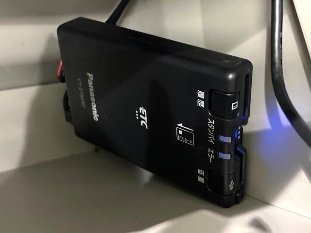 タント Ｌ　ＳＡＩＩＩ　ＳＤナビ　スマートアシスト　ＥＴＣ　Ｂｌｕｅｔｏｏｔｈ再生　オートマチックハイビーム　車線逸脱警報　アイドリングストップ　ロールサンシェード　キーレス　電動格納ミラー　ベンチシート　アームレスト　禁煙（5枚目）