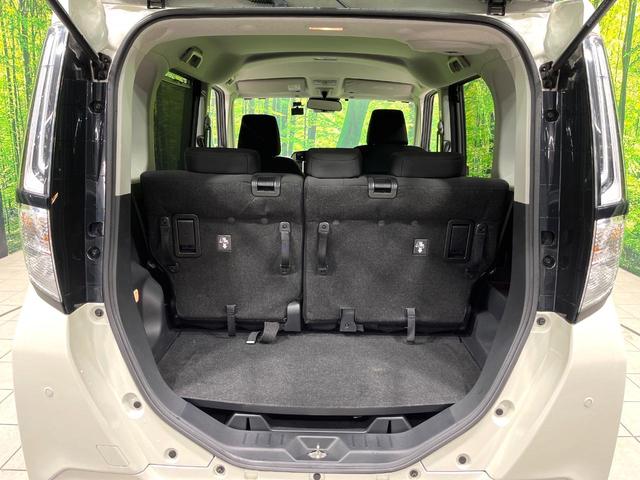 ルーミー カスタムＧ　純正９型ナビ　パノラミックビューモニター　両側電動スライドドア　スマートアシスト　前席シートヒーター　レーダークルーズコントロール　コーナーセンサー　ＥＴＣ　ドライブレコーダー　禁煙車（10枚目）