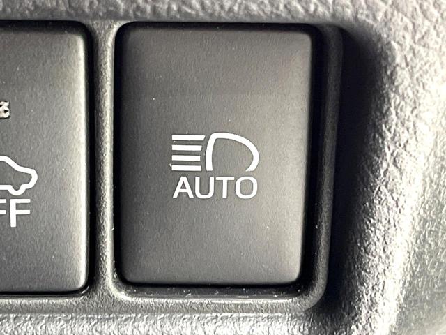 Ｃ－ＨＲ Ｓ　モデリスタエアロ　純正９インチナビ　バックカメラ　衝突被害軽減システム　レーダークルーズ　禁煙車　ハーフレザーシート　ドラレコ　スマートキー　ＬＥＤヘッド　ＥＴＣ２．０　純正１８インチアルミ（36枚目）