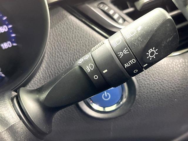 Ｃ－ＨＲ Ｓ　モデリスタエアロ　純正９インチナビ　バックカメラ　衝突被害軽減システム　レーダークルーズ　禁煙車　ハーフレザーシート　ドラレコ　スマートキー　ＬＥＤヘッド　ＥＴＣ２．０　純正１８インチアルミ（43枚目）