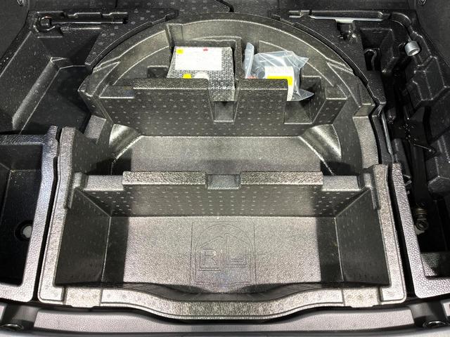 Ｃ－ＨＲ Ｓ　モデリスタエアロ　純正９インチナビ　バックカメラ　衝突被害軽減システム　レーダークルーズ　禁煙車　ハーフレザーシート　ドラレコ　スマートキー　ＬＥＤヘッド　ＥＴＣ２．０　純正１８インチアルミ（63枚目）