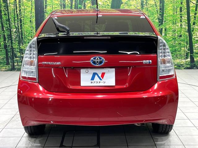 プリウス Ｓ　ＳＤナビ　バックカメラ　ＥＴＣ　オートエアコン　オートライト　ＣＤ／ＤＶＤ再生　スマートキー　禁煙車　電動格納ミラー　パワーウィンドウ　ドアバイザー　プライバシーガラス（50枚目）