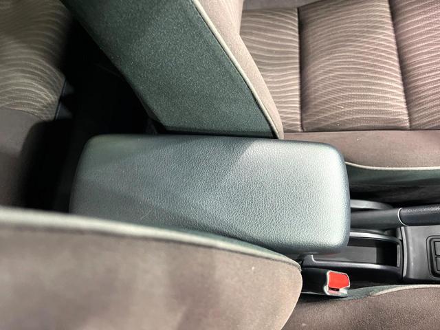 アクア Ｇ　純正ＳＤナビ　バックカメラ　セーフティセンス　クルーズコントロール　ＥＴＣ　スマートキー　Ｂｌｕｅｔｏｏｔｈ再生　フルセグＴＶ　車線逸脱警報　オートマチックハイビーム　禁煙車　アームレスト（37枚目）