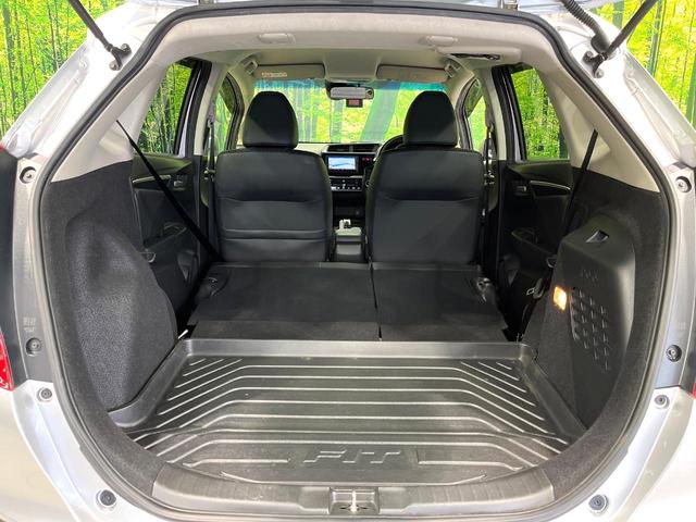 フィットハイブリッド Ｌパッケージ　ＳＤナビ　バックカメラ　シティブレーキアクティブシステム　ＬＥＤヘッドランプ　ＥＴＣ　ドライブレコーダー　スマートキー　クルーズコントロール　禁煙車　オートライト　Ｂｌｕｅｔｏｏｔｈ再生（35枚目）