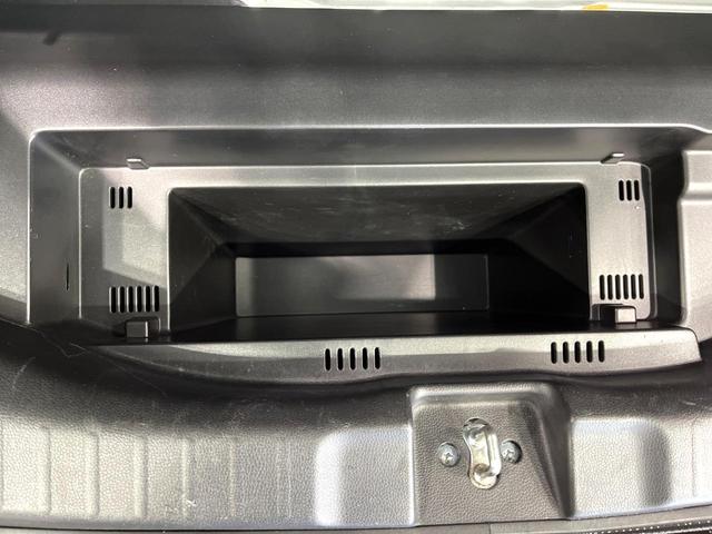 フィットハイブリッド Ｌパッケージ　ＳＤナビ　バックカメラ　シティブレーキアクティブシステム　ＬＥＤヘッドランプ　ＥＴＣ　ドライブレコーダー　スマートキー　クルーズコントロール　禁煙車　オートライト　Ｂｌｕｅｔｏｏｔｈ再生（42枚目）