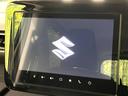 スペーシアギア ハイブリッドＸＺ　ターボ　純正９型ナビ　全方位モニター用カメラ　両側電動スライドドア　セーフティサポート　前席シートヒーター　ヘッドアップディスプレイ　スマートキー　オットマン　アームレスト　シートアンダーボックス　禁煙車（3枚目）
