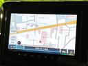 ハイブリッドＸＺ　ターボ　純正９型ナビ　全方位モニター用カメラ　両側電動スライドドア　セーフティサポート　前席シートヒーター　ヘッドアップディスプレイ　スマートキー　オットマン　アームレスト　シートアンダーボックス　禁煙車（28枚目）