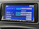Ｓ　ＳＤナビ　バックカメラ　ＥＴＣ　オートエアコン　オートライト　ＣＤ／ＤＶＤ再生　スマートキー　禁煙車　電動格納ミラー　パワーウィンドウ　ドアバイザー　プライバシーガラス（28枚目）