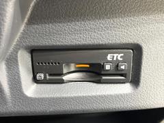 【ＥＴＣ】高速道路の料金所をストレスなく通過！話題のスポットやサービスエリアに多い「スマートIntercooler」利用時は必須のアイテムです。当店でセットアップを実施、ご納車当日からすぐにご利用いただけます！ 5