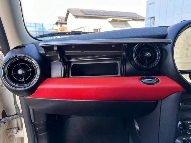 ＭＩＮＩ クーパーＳ　クラブマン　後期型　車検整備付き　修復歴無　正規ディーラー車　ＥＴＣ付き　タイミングチェーン　ステムシール交換　ターボ　パドルシフト（60枚目）