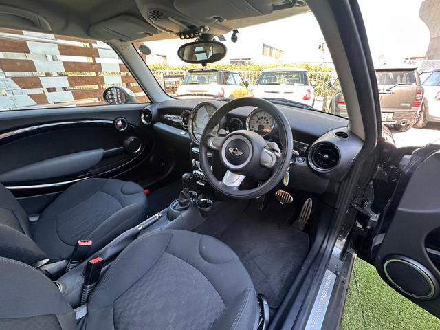 MINI クーパーS 3万キロ台 車検整備付 正規ディーラー車 修復歴無 ドライブレコーダー ETC付き ホワイトルーフ 純正17インチAW パドルシフト タイミングチェーン ステムシール交換(76枚目)