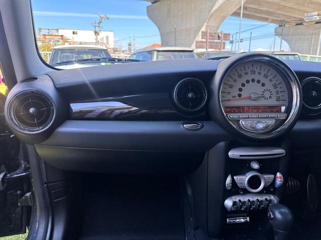 MINI クーパーS 3万キロ台 車検整備付 正規ディーラー車 修復歴無 ドライブレコーダー ETC付き ホワイトルーフ 純正17インチAW パドルシフト タイミングチェーン ステムシール交換(77枚目)