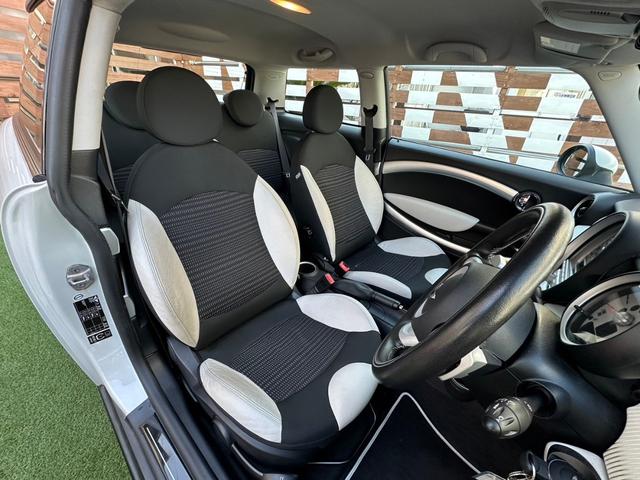 ＭＩＮＩ ５０　カムデン　クーパーＳ　限定車　ハーマンカートンサウンドシステム　車検整備付　修復歴無　正規ディーラー車　１７インチＡＷ　タイミングチェーン　ステムシール交換　ターボ　パドルシフト（80枚目）