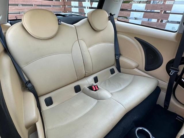 MINI クーパーS ベージュ レザーシート サンルーフ付き シートヒーター ナビ TV ETC 車検整備付 修復歴無 正規ディーラー車 ステムシール タイミングチェーン交換(76枚目)