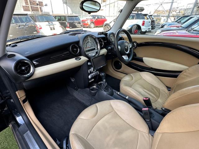 MINI クーパーS ベージュ レザーシート サンルーフ付き シートヒーター ナビ TV ETC 車検整備付 修復歴無 正規ディーラー車 ステムシール タイミングチェーン交換(77枚目)