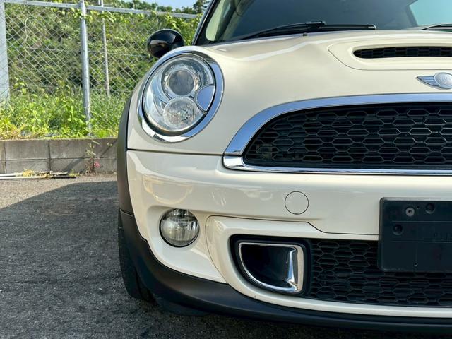 ＭＩＮＩ クーパーＳ　クラブマン　後期型　カロッツェリアナビ　Ｂｌｕｅｔｏｏｔｈ対応　ＴＶ　ＥＴＣ　シートヒーター付　正規ディーラー車　修復歴無　車検整備付　タイミングチェーン　ステムシール交換　パドルシフト　ターボ（36枚目）