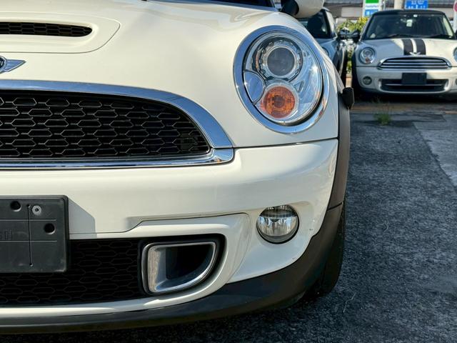 ＭＩＮＩ クーパーＳ　コンバーチブル　６万キロ台　ナビ　ＴＶ付　車検整備付　修復歴無　正規ディーラー車　タイミングチェーン　ステムシール交換（70枚目）