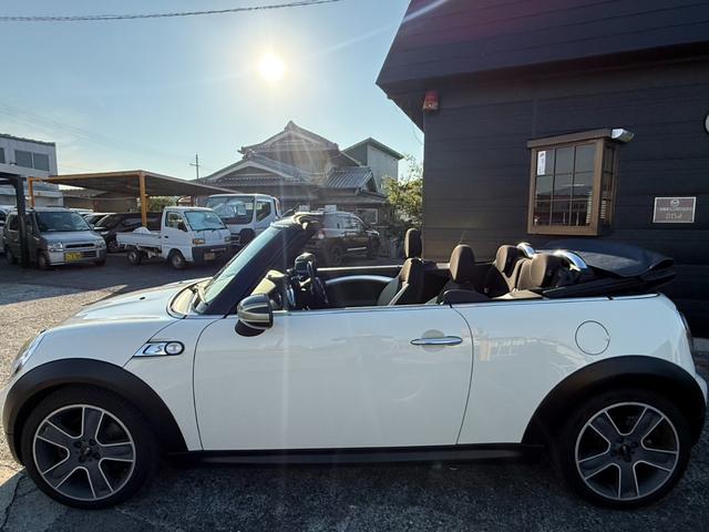 ＭＩＮＩ クーパーＳ　コンバーチブル　車検整備付　ハーフレザーシート　ＥＴＣ付き　修復歴無　正規ディーラー車（33枚目）