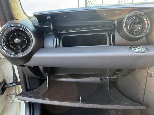ＭＩＮＩ クーパーＳ　コンバーチブル　車検整備付　ハーフレザーシート　ＥＴＣ付き　修復歴無　正規ディーラー車（59枚目）