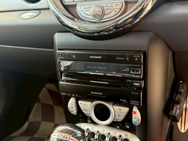 MINI クーパーS 6速MT JCWフルエアロ サンルーフ ETC 車検整備付 社外エアクリ 修復歴無 正規ディーラー車 タイミングチェーン ステムシール交換(23枚目)