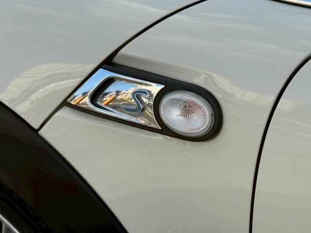 MINI クーパーS 6速MT JCWフルエアロ サンルーフ ETC 車検整備付 社外エアクリ 修復歴無 正規ディーラー車 タイミングチェーン ステムシール交換(50枚目)