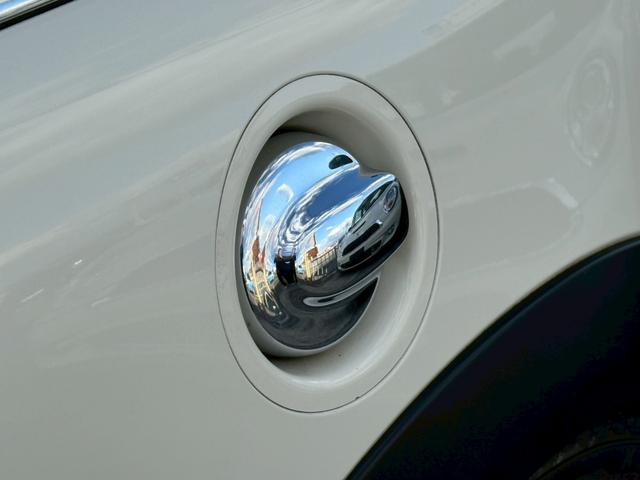 MINI クーパーS 6速MT JCWフルエアロ サンルーフ ETC 車検整備付 社外エアクリ 修復歴無 正規ディーラー車 タイミングチェーン ステムシール交換(52枚目)