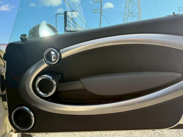 MINI クーパーS 6速MT JCWフルエアロ サンルーフ ETC 車検整備付 社外エアクリ 修復歴無 正規ディーラー車 タイミングチェーン ステムシール交換(57枚目)