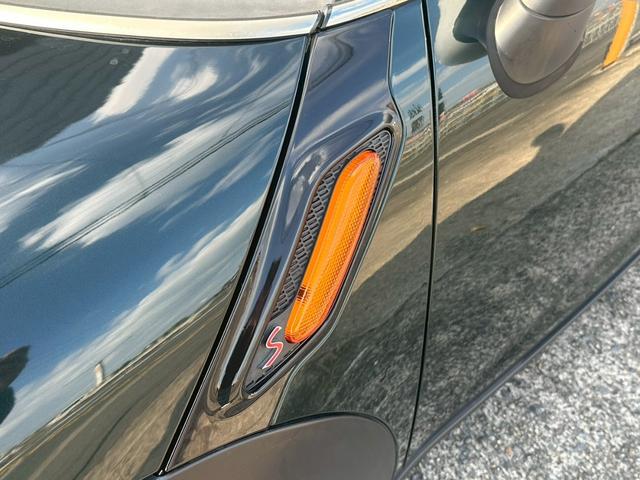 大阪でＢＭＷミニ　ＭＩＮＩをお捜しの方は専門店の弊社にお任せを！【ご来店前のお客様へ】ご来店際は来店予約またはお問合せ時にご希望のお車を事前にお知らせください。当日待ち時間なしでご案内可能となります。