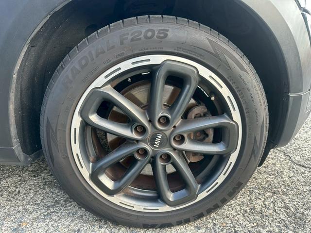 大阪でＢＭＷミニ　ＭＩＮＩをお捜しの方は専門店の弊社にお任せを！【ご来店前のお客様へ】ご来店際は来店予約またはお問合せ時にご希望のお車を事前にお知らせください。当日待ち時間なしでご案内可能となります。