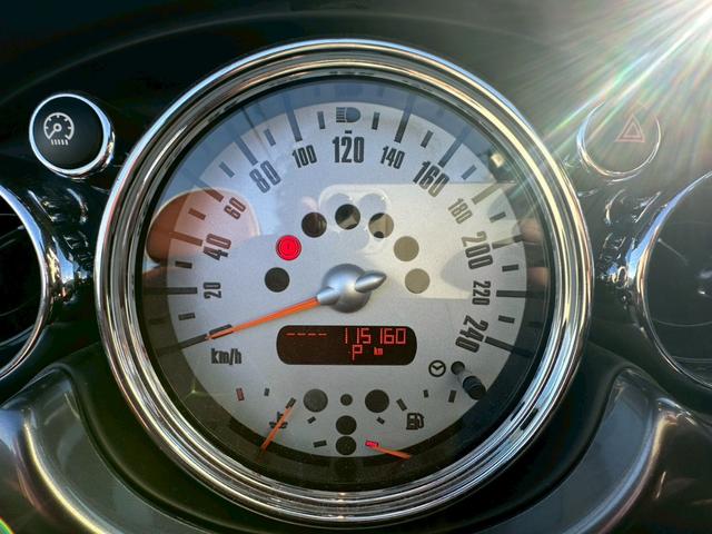 ＭＩＮＩ クーパーＳ　コンバーチブル　サイドウォーク　車検整備付　修復歴なし　正規ディーラー車　ＥＴＣ付き　レザーシート　タイミングチェーン　ステムシール交換（32枚目）