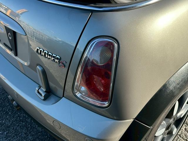 ＭＩＮＩ クーパーＳ　コンバーチブル　サイドウォーク　車検整備付　修復歴なし　正規ディーラー車　ＥＴＣ付き　レザーシート　タイミングチェーン　ステムシール交換（35枚目）