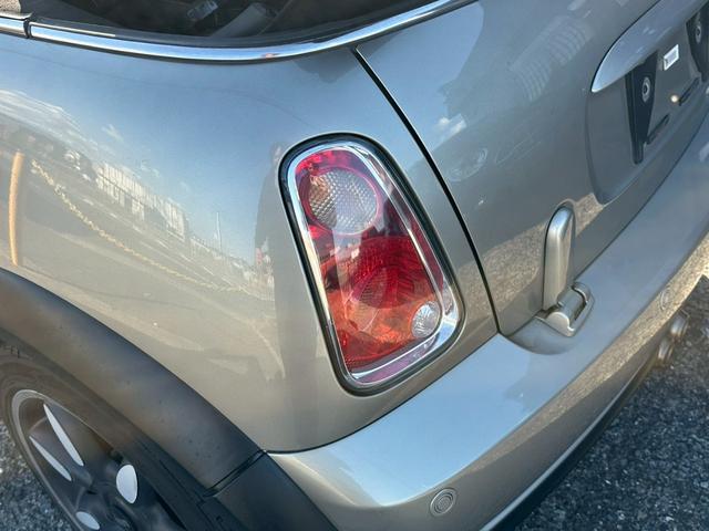ＭＩＮＩ クーパーＳ　コンバーチブル　サイドウォーク　車検整備付　修復歴なし　正規ディーラー車　ＥＴＣ付き　レザーシート　タイミングチェーン　ステムシール交換（37枚目）
