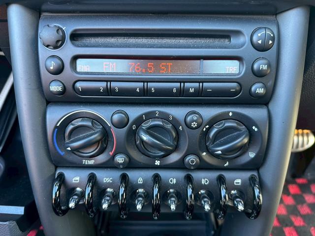 ＭＩＮＩ クーパーＳ　コンバーチブル　サイドウォーク　車検整備付　修復歴なし　正規ディーラー車　ＥＴＣ付き　レザーシート　タイミングチェーン　ステムシール交換（39枚目）