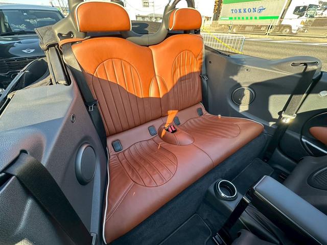 ＭＩＮＩ クーパーＳ　コンバーチブル　サイドウォーク　車検整備付　修復歴なし　正規ディーラー車　ＥＴＣ付き　レザーシート　タイミングチェーン　ステムシール交換（57枚目）