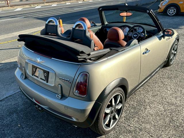 ＭＩＮＩ クーパーＳ　コンバーチブル　サイドウォーク　車検整備付　修復歴なし　正規ディーラー車　ＥＴＣ付き　レザーシート　タイミングチェーン　ステムシール交換（75枚目）