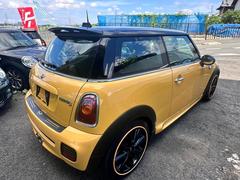 【納車前整備】しっかりと点検／整備してからのご納車となりますので、お客様には安心して頂けます。 4